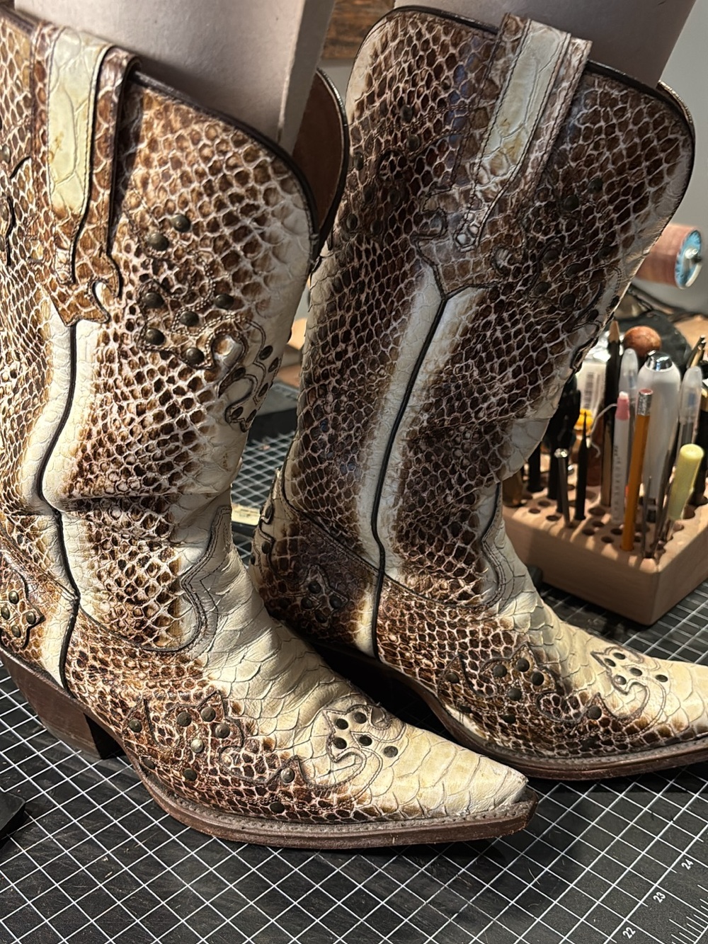 Womens Two-Tone Brown and Cream Western Cowboy Boots
